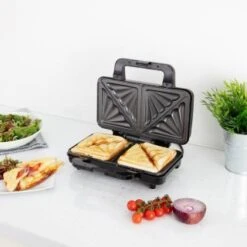 B&M Tower Deep Fill Sandwich Maker -Energizer Shop 356406 tower deep fill sandwich maker 4