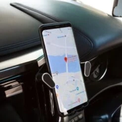 Goodmans Universal In-Car Vent Mount - Silver -Energizer Shop 390376 goodmans universal in car vent mount black and silver